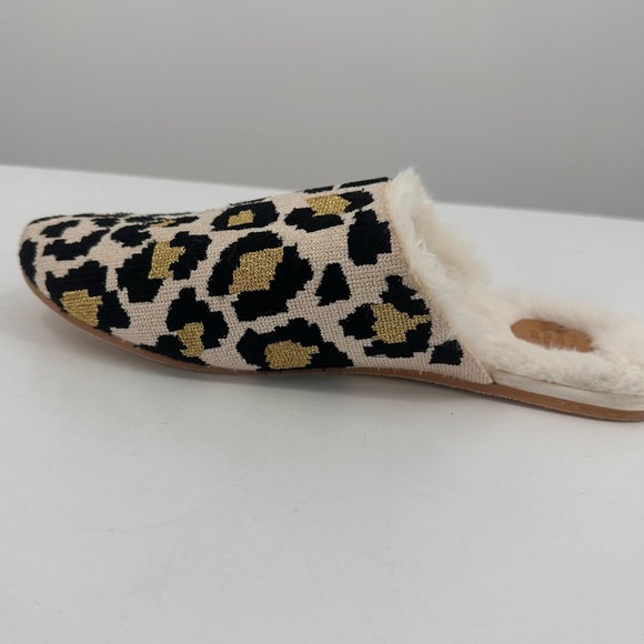 NWT Emilie Leopard Slippers Far Away from Close Animal Womens Medium Large - Picture 6 of 10